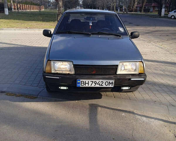 Серый ВАЗ 2109, объемом двигателя 1.5 л и пробегом 250 тыс. км за 900 $, фото 1 на Automoto.ua