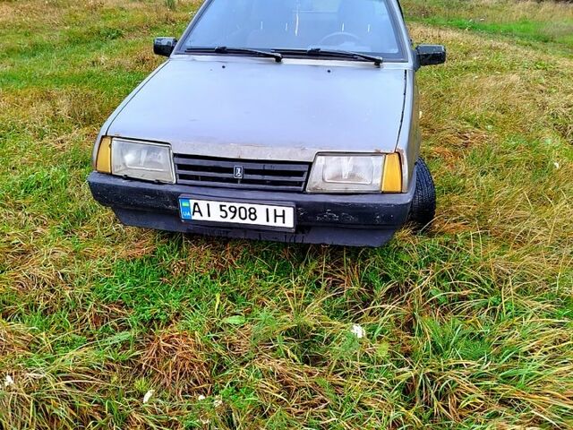 Сірий ВАЗ 2109, об'ємом двигуна 1.5 л та пробігом 214 тис. км за 1000 $, фото 1 на Automoto.ua