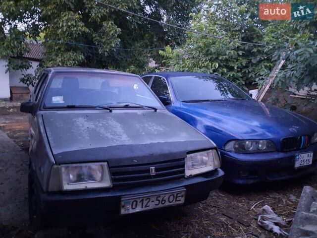 Серый ВАЗ 2109, объемом двигателя 1.6 л и пробегом 320 тыс. км за 350 $, фото 1 на Automoto.ua