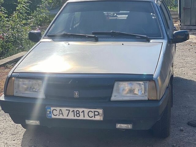 Серый ВАЗ 2109, объемом двигателя 1.5 л и пробегом 431 тыс. км за 784 $, фото 1 на Automoto.ua