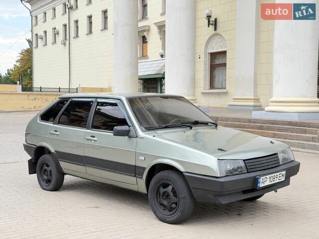 Серый ВАЗ 2109, объемом двигателя 1.5 л и пробегом 150 тыс. км за 1150 $, фото 1 на Automoto.ua