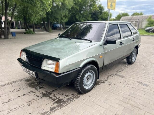 Серый ВАЗ 2109, объемом двигателя 1.5 л и пробегом 200 тыс. км за 600 $, фото 1 на Automoto.ua