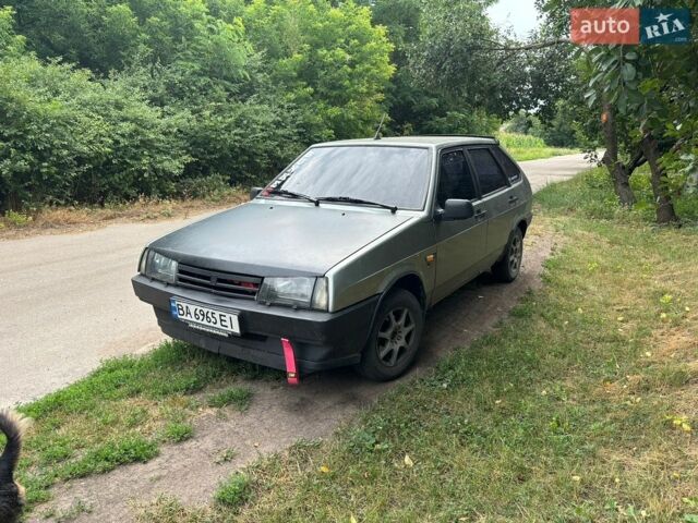 Серый ВАЗ 2109, объемом двигателя 1.5 л и пробегом 200 тыс. км за 950 $, фото 1 на Automoto.ua