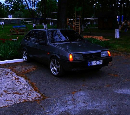 Серый ВАЗ 2109, объемом двигателя 1.5 л и пробегом 250 тыс. км за 550 $, фото 1 на Automoto.ua
