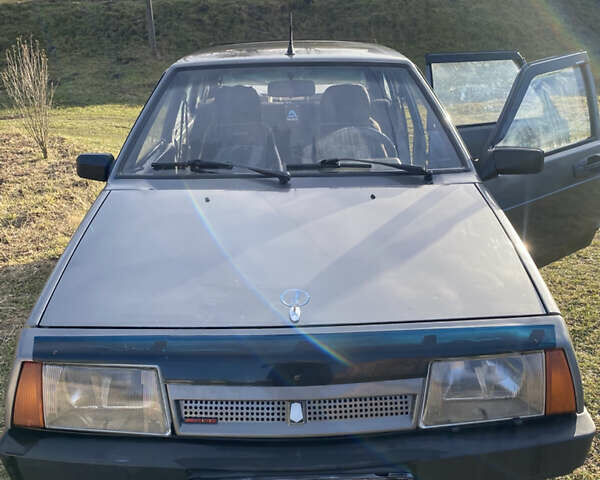 Серый ВАЗ 2109, объемом двигателя 1.3 л и пробегом 150 тыс. км за 650 $, фото 1 на Automoto.ua