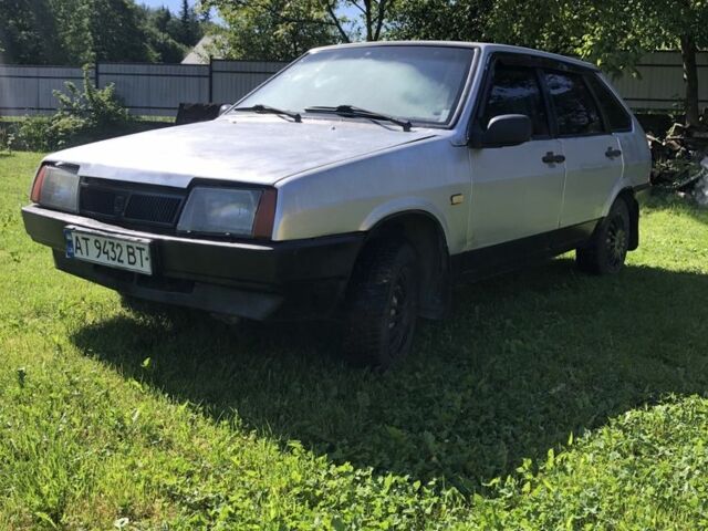 Серый ВАЗ 2109, объемом двигателя 1.3 л и пробегом 200 тыс. км за 600 $, фото 1 на Automoto.ua