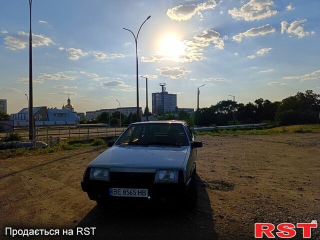 Серый ВАЗ 2109, объемом двигателя 1.5 л и пробегом 160 тыс. км за 2600 $, фото 1 на Automoto.ua