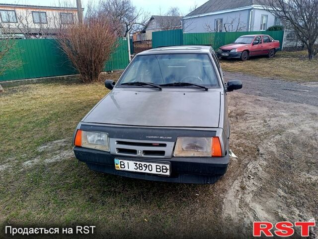 Серый ВАЗ 2109, объемом двигателя 1.3 л и пробегом 100 тыс. км за 600 $, фото 1 на Automoto.ua