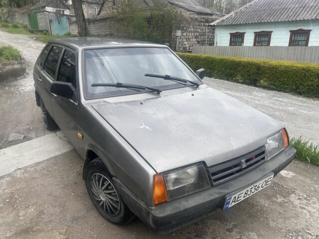 Серый ВАЗ 2109, объемом двигателя 1.5 л и пробегом 500 тыс. км за 999 $, фото 1 на Automoto.ua