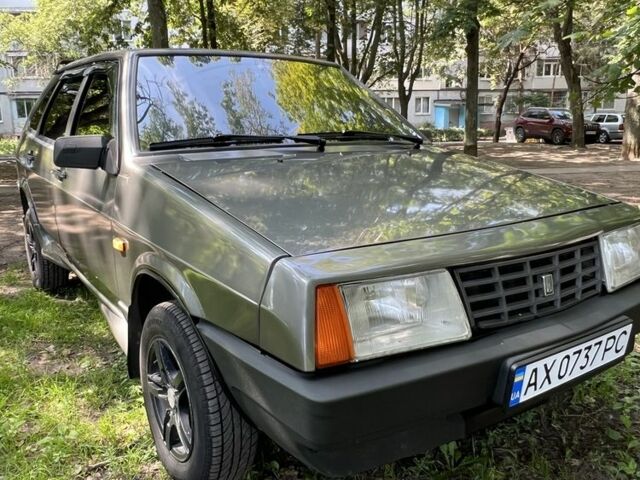 Серый ВАЗ 2109, объемом двигателя 1.3 л и пробегом 200 тыс. км за 1118 $, фото 1 на Automoto.ua