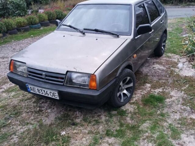 Серый ВАЗ 2109, объемом двигателя 1.5 л и пробегом 300 тыс. км за 1599 $, фото 1 на Automoto.ua