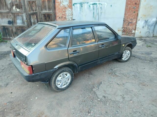 Серый ВАЗ 2109, объемом двигателя 1.5 л и пробегом 240 тыс. км за 648 $, фото 1 на Automoto.ua