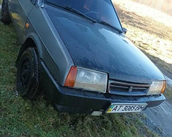 Серый ВАЗ 2109, объемом двигателя 1.3 л и пробегом 209 тыс. км за 1250 $, фото 1 на Automoto.ua