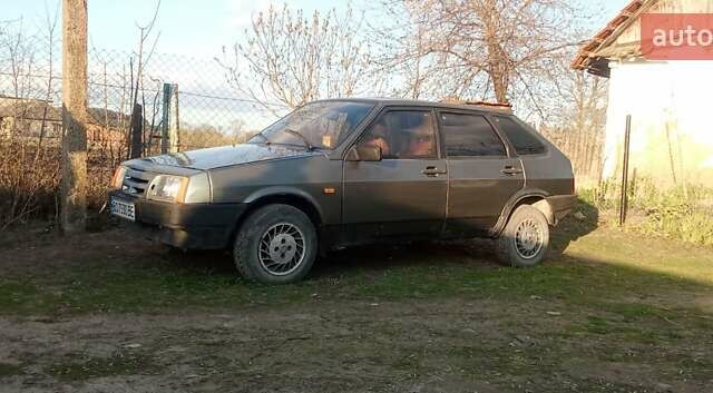 Серый ВАЗ 2109, объемом двигателя 1.3 л и пробегом 150 тыс. км за 700 $, фото 1 на Automoto.ua