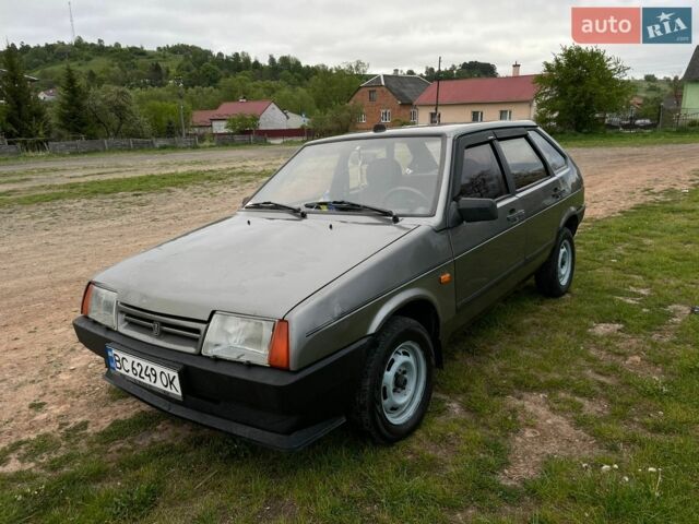 Серый ВАЗ 2109, объемом двигателя 1.5 л и пробегом 72 тыс. км за 1000 $, фото 1 на Automoto.ua