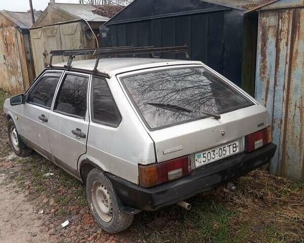 Серый ВАЗ 2109, объемом двигателя 1.5 л и пробегом 100 тыс. км за 650 $, фото 1 на Automoto.ua