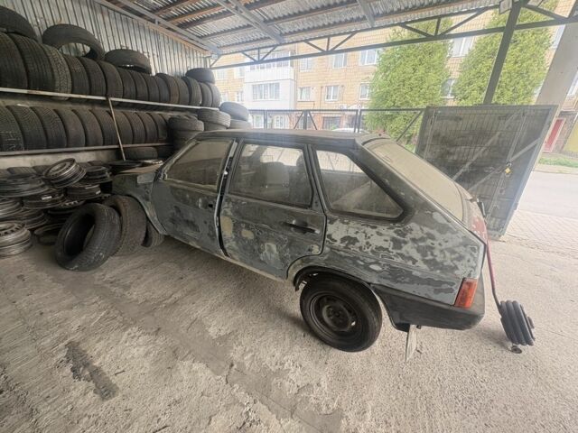 Серый ВАЗ 2109, объемом двигателя 1.1 л и пробегом 325 тыс. км за 299 $, фото 1 на Automoto.ua