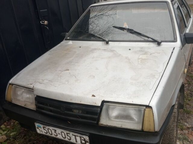 Серый ВАЗ 2109, объемом двигателя 1.5 л и пробегом 100 тыс. км за 650 $, фото 1 на Automoto.ua