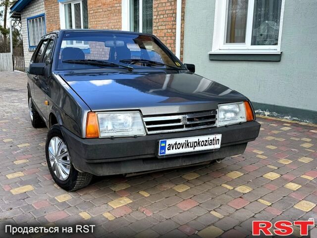 Серый ВАЗ 2109, объемом двигателя 1.5 л и пробегом 252 тыс. км за 950 $, фото 1 на Automoto.ua