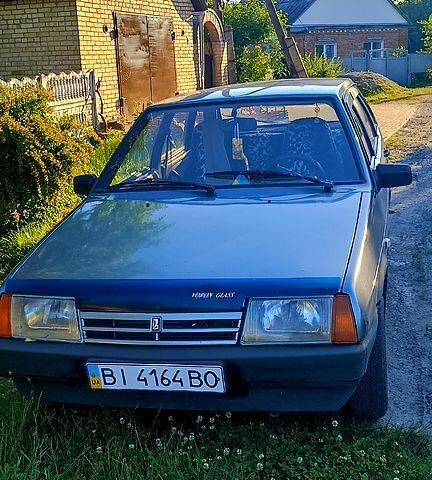 Серый ВАЗ 2109, объемом двигателя 1.5 л и пробегом 0 тыс. км за 1100 $, фото 1 на Automoto.ua