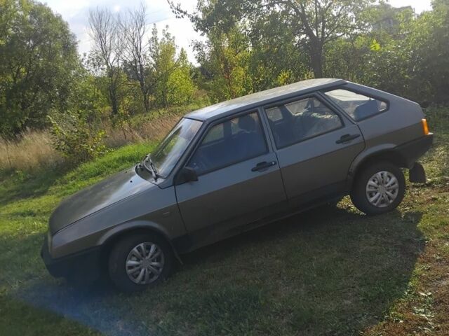 Сірий ВАЗ 2109, об'ємом двигуна 1.5 л та пробігом 100 тис. км за 673 $, фото 1 на Automoto.ua