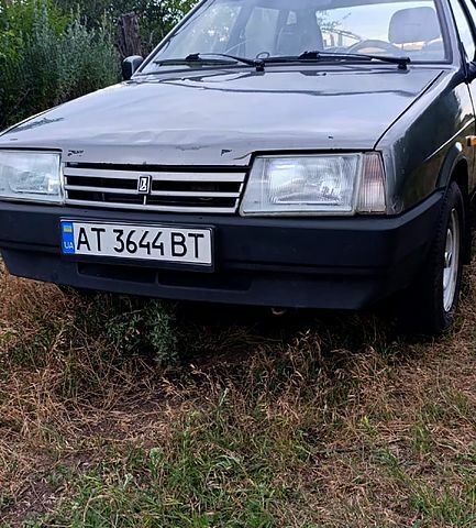Сірий ВАЗ 2109, об'ємом двигуна 1.5 л та пробігом 400 тис. км за 1100 $, фото 1 на Automoto.ua