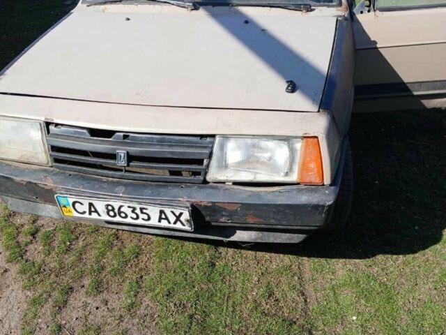 Серый ВАЗ 2109, объемом двигателя 1 л и пробегом 150 тыс. км за 271 $, фото 1 на Automoto.ua