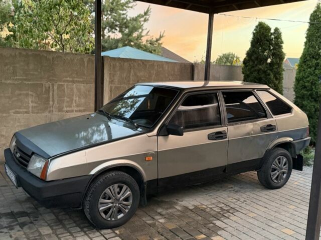 Серый ВАЗ 2109, объемом двигателя 1.5 л и пробегом 200 тыс. км за 600 $, фото 1 на Automoto.ua