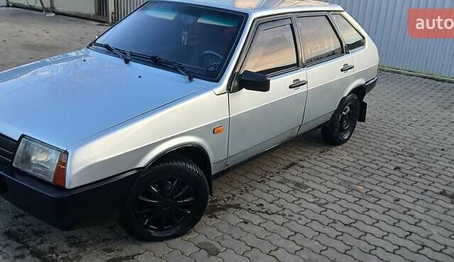 Серый ВАЗ 2109, объемом двигателя 1.5 л и пробегом 50 тыс. км за 750 $, фото 1 на Automoto.ua