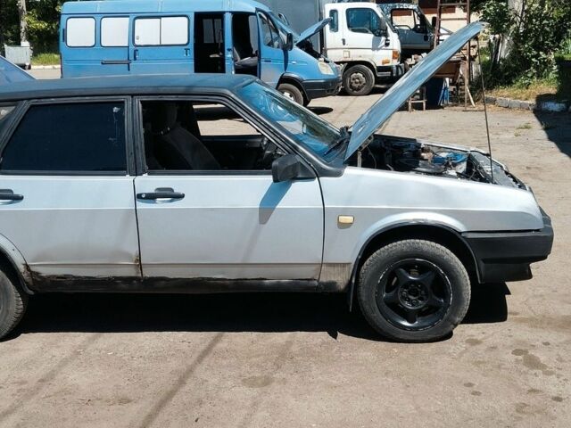 Сірий ВАЗ 2109, об'ємом двигуна 1.5 л та пробігом 237 тис. км за 900 $, фото 1 на Automoto.ua