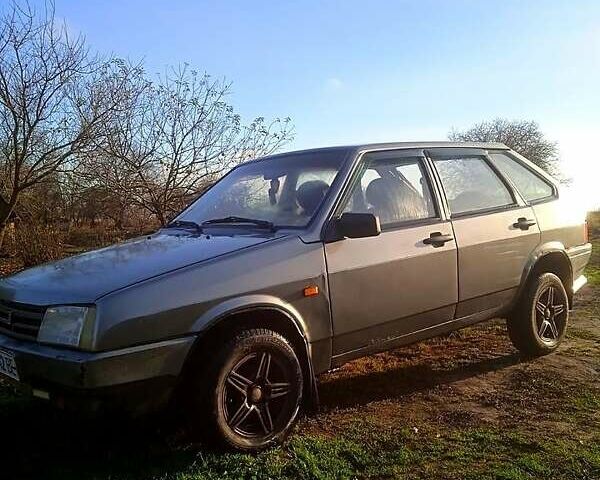 Сірий ВАЗ 2109, об'ємом двигуна 1.5 л та пробігом 170 тис. км за 1000 $, фото 1 на Automoto.ua