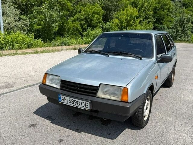Серый ВАЗ 2109, объемом двигателя 1.5 л и пробегом 180 тыс. км за 1100 $, фото 1 на Automoto.ua