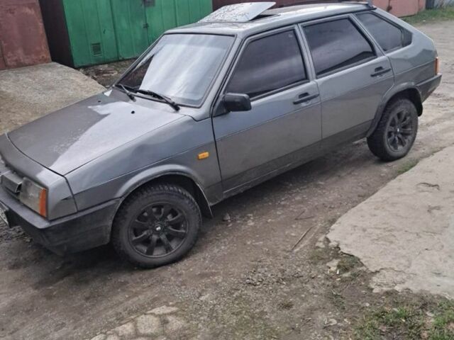 Серый ВАЗ 2109, объемом двигателя 0 л и пробегом 235 тыс. км за 900 $, фото 1 на Automoto.ua