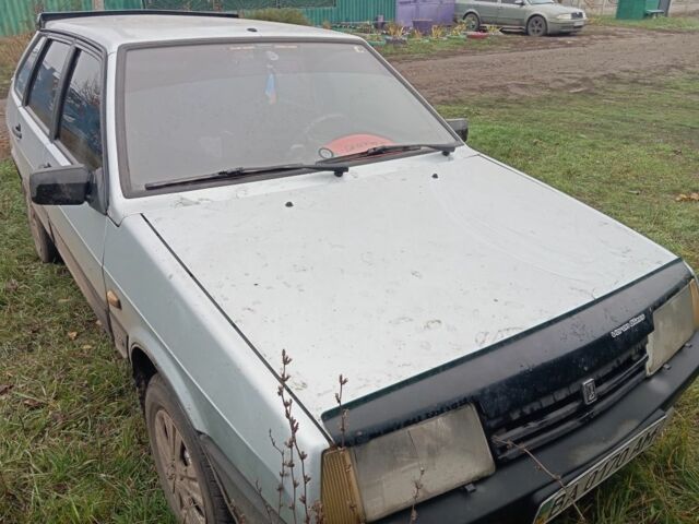 Серый ВАЗ 2109, объемом двигателя 1.5 л и пробегом 300 тыс. км за 596 $, фото 1 на Automoto.ua