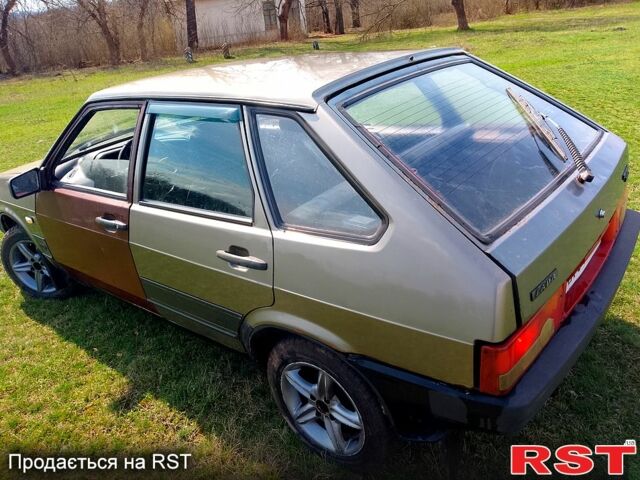Серый ВАЗ 2109, объемом двигателя 1.5 л и пробегом 232 тыс. км за 1000 $, фото 1 на Automoto.ua