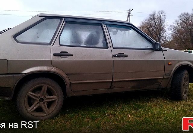 Сірий ВАЗ 2109, об'ємом двигуна 1.5 л та пробігом 100 тис. км за 1000 $, фото 1 на Automoto.ua