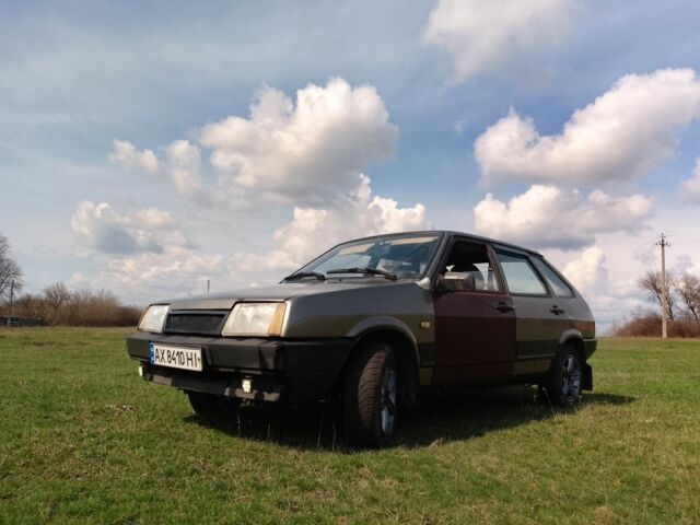 Серый ВАЗ 2109, объемом двигателя 2 л и пробегом 132 тыс. км за 900 $, фото 1 на Automoto.ua