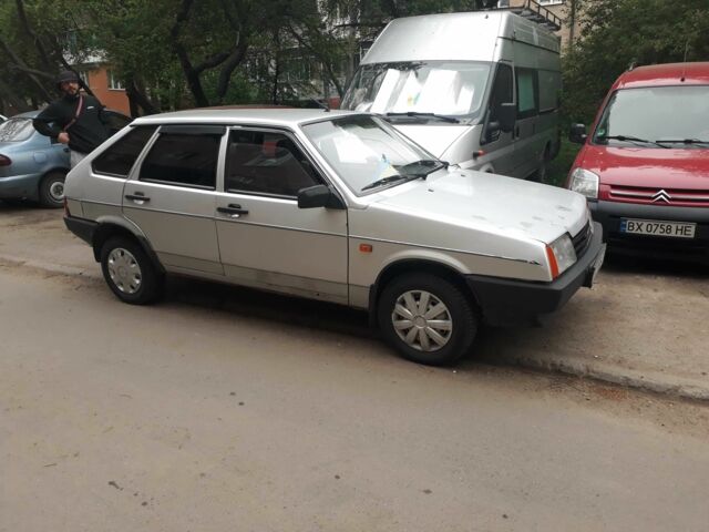 Серый ВАЗ 2109, объемом двигателя 1.5 л и пробегом 355 тыс. км за 867 $, фото 1 на Automoto.ua