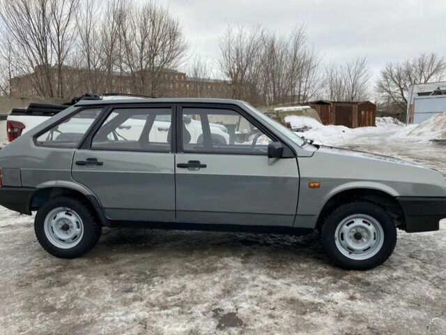 Серый ВАЗ 2109, объемом двигателя 1.5 л и пробегом 277 тыс. км за 900 $, фото 1 на Automoto.ua