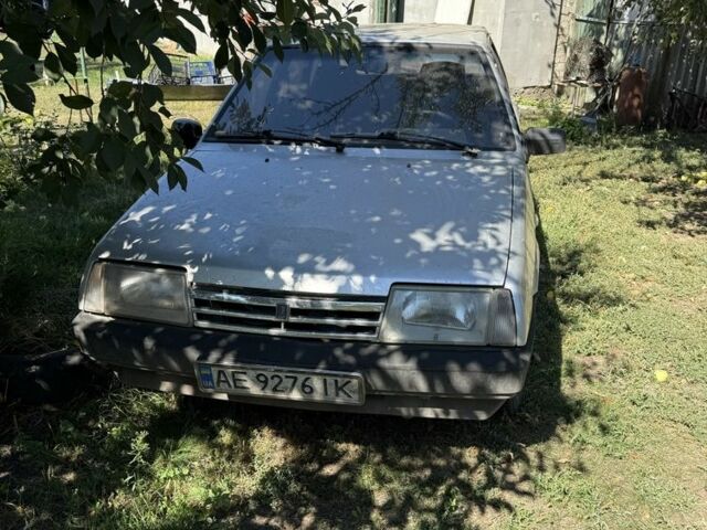 Серый ВАЗ 2109, объемом двигателя 1.5 л и пробегом 200 тыс. км за 850 $, фото 1 на Automoto.ua