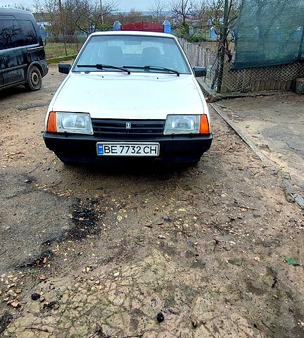 Серый ВАЗ 2109, объемом двигателя 1.5 л и пробегом 222 тыс. км за 1000 $, фото 1 на Automoto.ua