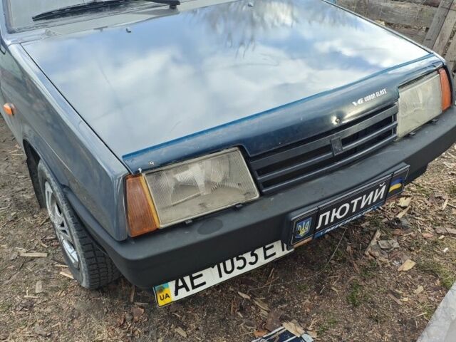 Серый ВАЗ 2109, объемом двигателя 1.3 л и пробегом 226 тыс. км за 610 $, фото 1 на Automoto.ua