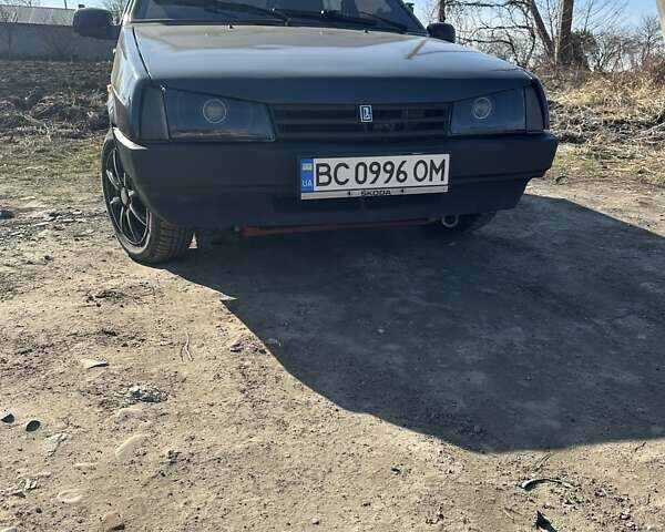 Сірий ВАЗ 2109, об'ємом двигуна 1.5 л та пробігом 1 тис. км за 2000 $, фото 1 на Automoto.ua