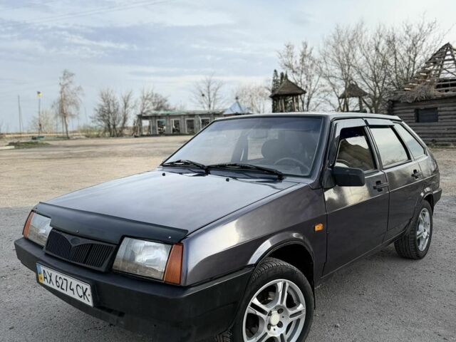 Серый ВАЗ 2109, объемом двигателя 1.5 л и пробегом 333 тыс. км за 1200 $, фото 1 на Automoto.ua