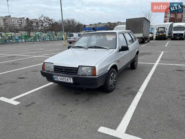 Серый ВАЗ 2109, объемом двигателя 1.5 л и пробегом 335 тыс. км за 1150 $, фото 1 на Automoto.ua