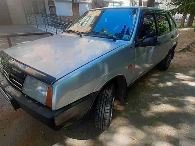 Серый ВАЗ 2109, объемом двигателя 1.5 л и пробегом 300 тыс. км за 3000 $, фото 1 на Automoto.ua