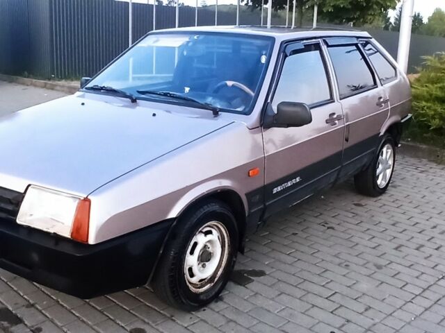 Серый ВАЗ 2109, объемом двигателя 0 л и пробегом 230 тыс. км за 1000 $, фото 1 на Automoto.ua