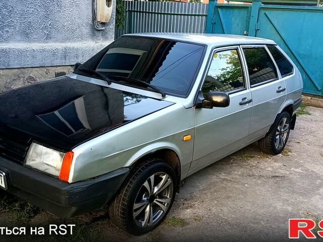 Серый ВАЗ 2109, объемом двигателя 1.5 л и пробегом 214 тыс. км за 1100 $, фото 1 на Automoto.ua