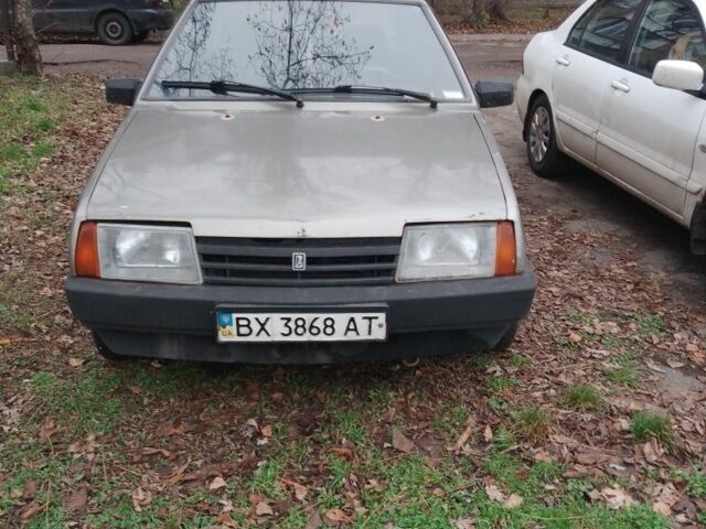 Серый ВАЗ 2109, объемом двигателя 1 л и пробегом 200 тыс. км за 1500 $, фото 1 на Automoto.ua