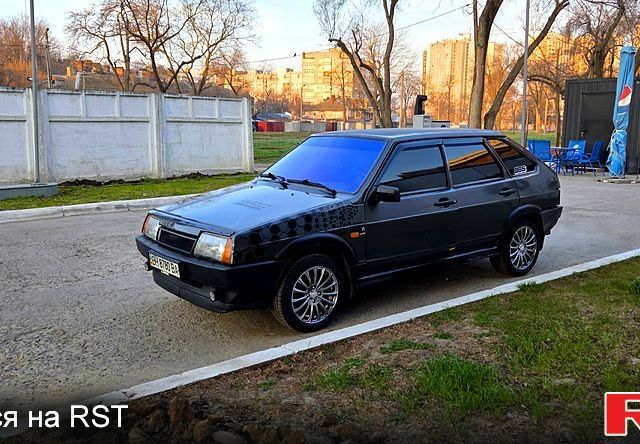 Сірий ВАЗ 2109, об'ємом двигуна 1.5 л та пробігом 300 тис. км за 1600 $, фото 1 на Automoto.ua